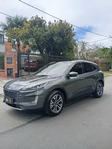 Ford Escape Titanium 2023 4x4